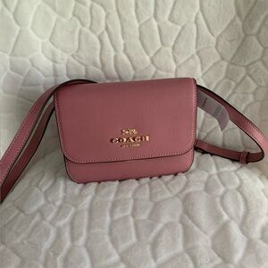 NWT✨ COACH Mini Brynn Crossbody Bag True Pink Crossgrain leather